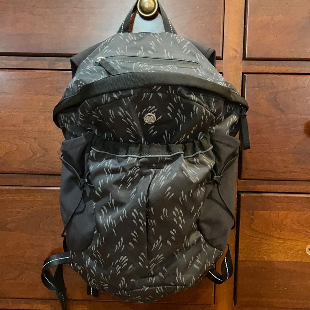 Lululemon backpack